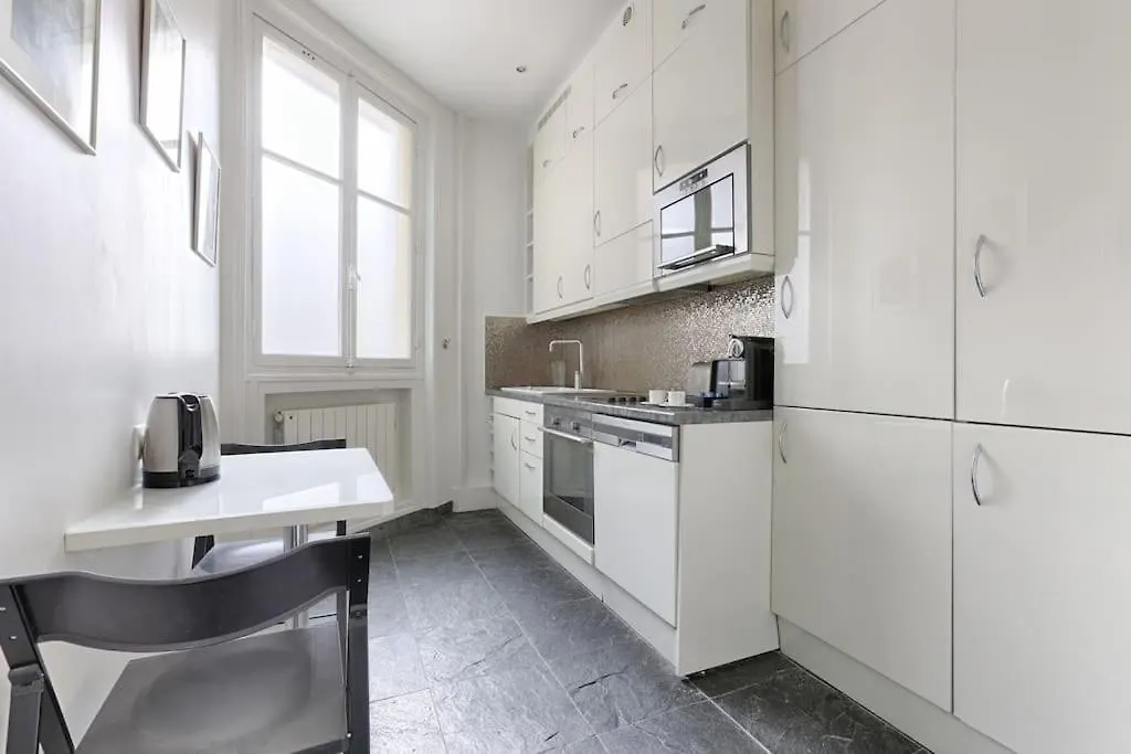 Apartment Invalides Pont Alexandre Iii Luxury 2br Paris