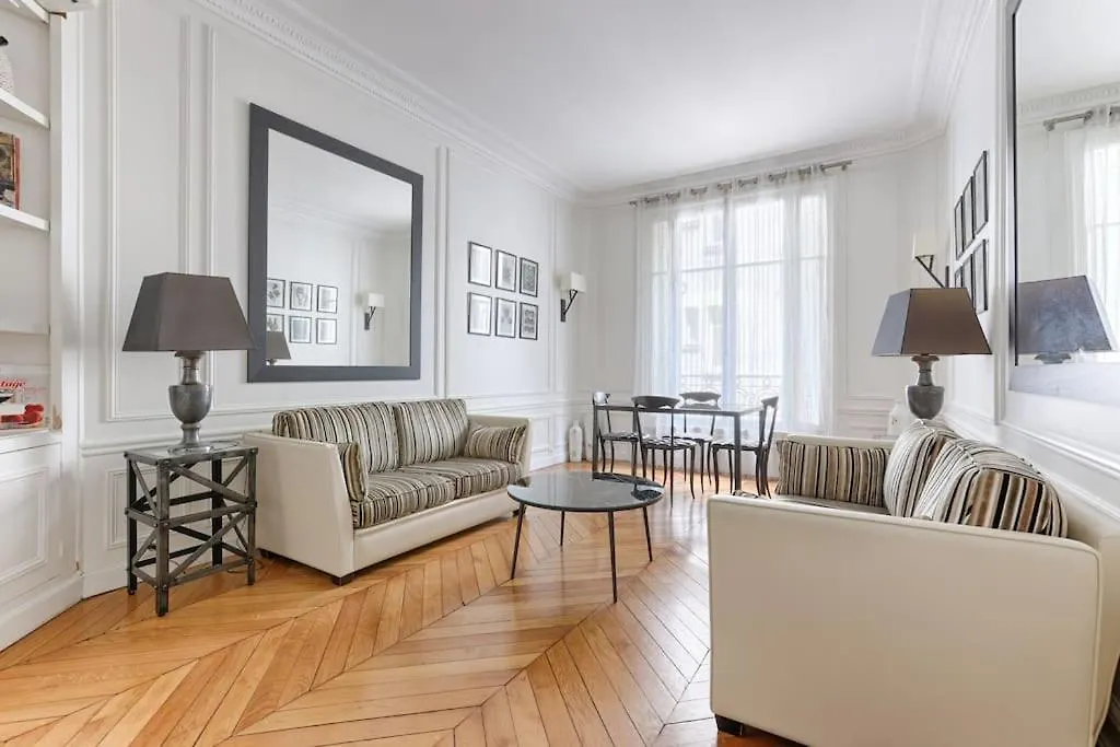 Invalides Pont Alexandre Iii Luxury 2br Appartement Paris