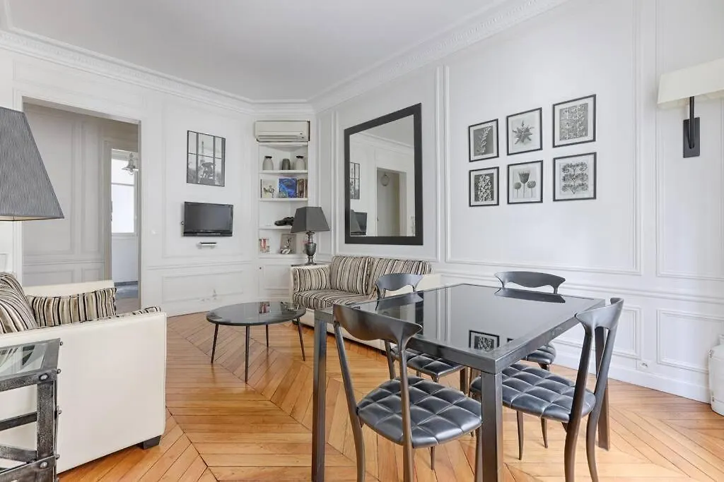 Invalides Pont Alexandre Iii Luxury 2br Apartman Párizs